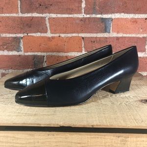 Etienne Aigner Ann Marie Pumps Navy Blue / Black
